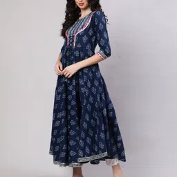 glam roots Printed Flared Kurta image 2
