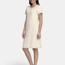 amante Graphic Print Crew-Neck Nightie image 2