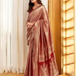 blissta  Women Banarasi Silk Woven Saree  image 2