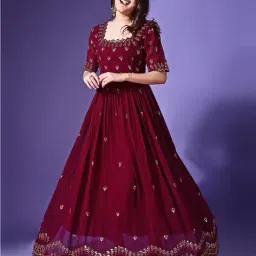 svaraa Women Embroidered Gown Dress with Round Neck image 2