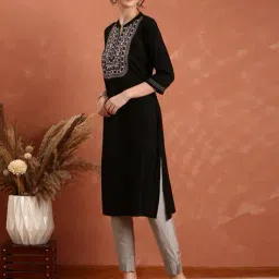 nyrika Women Embroidered Straight Kurta image 2