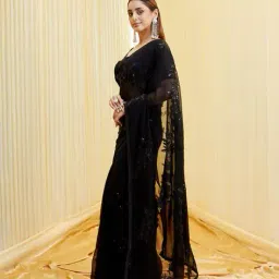 kasee Women Embellished Traditional Saree image 2