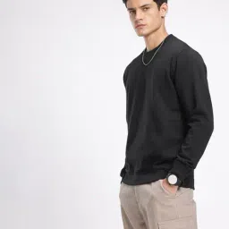 alpha tribe Men Round-Neck Regular Fit Sweatshirt image 2