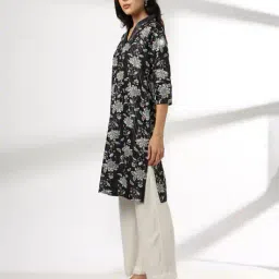 avaasa mix n' match Women Floral Print Straight Kurta image 2
