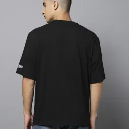 levi's Men Typographic Print Regular Fit Crew-Neck T-Shirt image 2