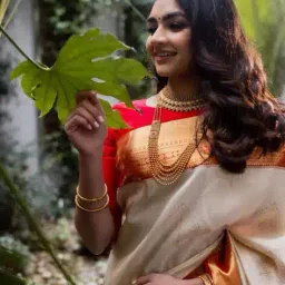 ville fashion Women Woven Design Banarasi Sillk Saree image 2