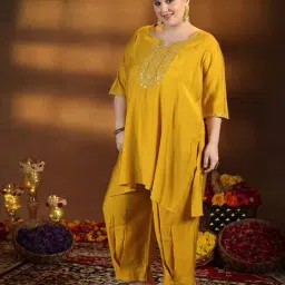 extra love by libas Women Embroidered Straight Kurta Set image 2