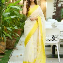 revangi Women Saree with Contrast Border image 2