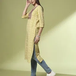 acai Women Striped Round-Neck Straight Kurta image 2