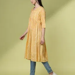 acai Women Printed V-Neck Flared Kurta image 2