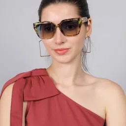 hashtag eyewear TZ-24-8018-C1 Women Rectangular Gradient Sunglasses image 2