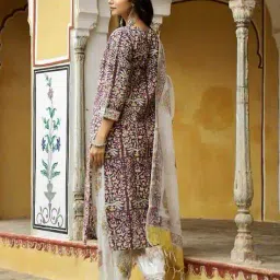 yashika Women Floral Straight Kurta Set image 2