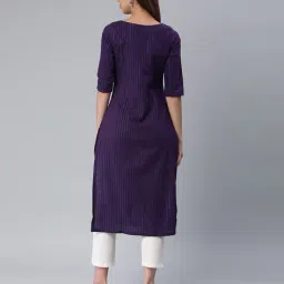 revangi Women Striped Straight Kurta  image 2