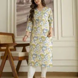 revangi Women Floral Print Straight Kurti image 2