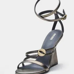 oroh Women Wedges with Leather Upper image 2