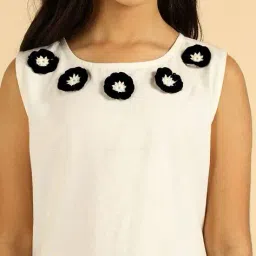 bugandbees Girls Floral Applique A-Line Dress image 2