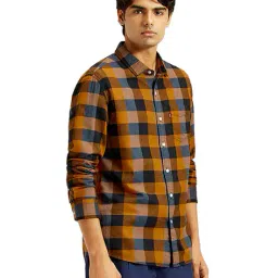 levi's Men Checked Slim Fit Shirt with Patch Pocket image 2
