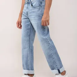 lee cooper Men Heavily Washed Slim Straight Fit Jeans image 2