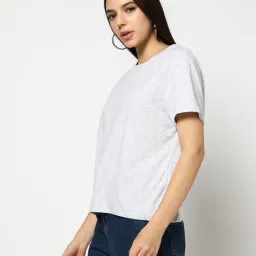 yousta Women Heathered Regular Fit Crew-Neck T-Shirt image 2