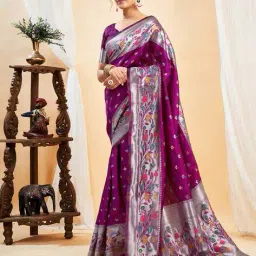 Women Satrani Silk Blend Saree image 2