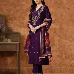 mojilaa Women Embellished A-line Kurta Set image 2