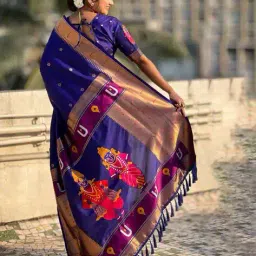 semore Women Printed Saree with Contrast Border image 2