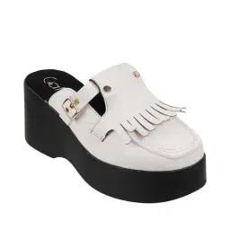 catwalk Women Wedges with Buckle Closure image 2