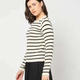 yousta Women Striped Round-Neck Sweater image 2