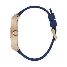 guess GW0786G2 Chronograph Watch with Tang Buckle Closure image 3