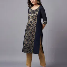 aurelia Round-Neck Straight Kurta image 3