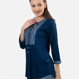 sanaa Striped Round-Neck Tunic image 3