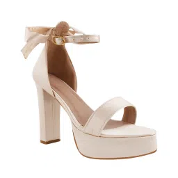 selfiee Women Slip-On Chunky Heeled Sandals image 3