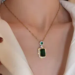 jewels galaxy Gold-Plated Stone-Studded Pendant image 3