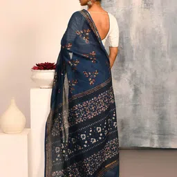 indethnic Floral Print Saree with Contrast Border image 3