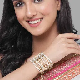 karatcart Women Gold-Plated Pearl & Kundan-Studded Bracelet image 3