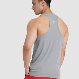 fuaark Printed Regular Sleeveless Vest image 3