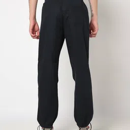 yousta Men Relaxed Fit Parachute Pants image 3
