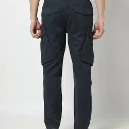 rev-verse Men Relaxed Fit Cargo Trousers image 3