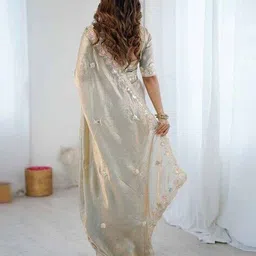 ri-wah Women Embroidered Saree with Scalloped Border image 3