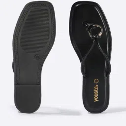 yousta Women Square-Toe Thong-Strap Flat Sandals image 3