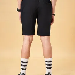 street 808 by pantaloons Men Mid-Rise Regular Fit City Shorts image 3