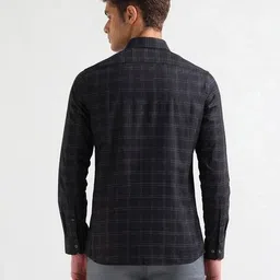 arrow Men Checked Slim Fit Shirt with Patch Pocket image 3