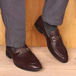carlton london Men Slip-On Round-Toe Shoes image 3