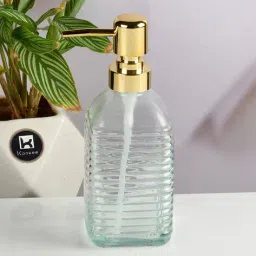 kookee Set of 2 Ribbed Bathroom Accessories image 3