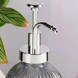 kookee Set of 2 Ribbed Bathroom Dispensers image 3