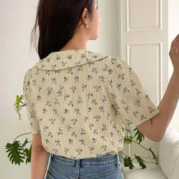 hivora Women Floral Print Regular Fit Top image 3