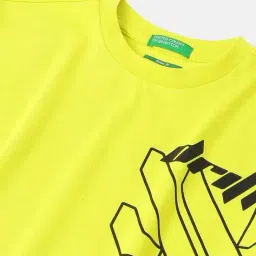 united colors of benetton Boys Graphic Print Relaxed Fit Round-Neck T-Shirt  image 3