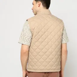 yousta Men Diamond Quilted Regular Fit Gilet image 3