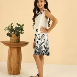 bugandbees Girls Floral Applique A-Line Dress image 3