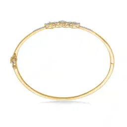 p n gadgil jewellers Women Yellow Gold Diamond Bracelet image 3
